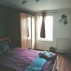 Kamer met een Queen Size Bed